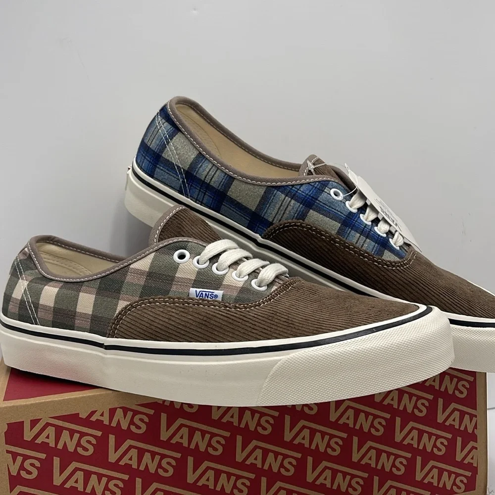 Authentic 44 D
Anaheim Factory 0g Cord/Pewter
VN000581NU Sneakers - Picture 7 of 16